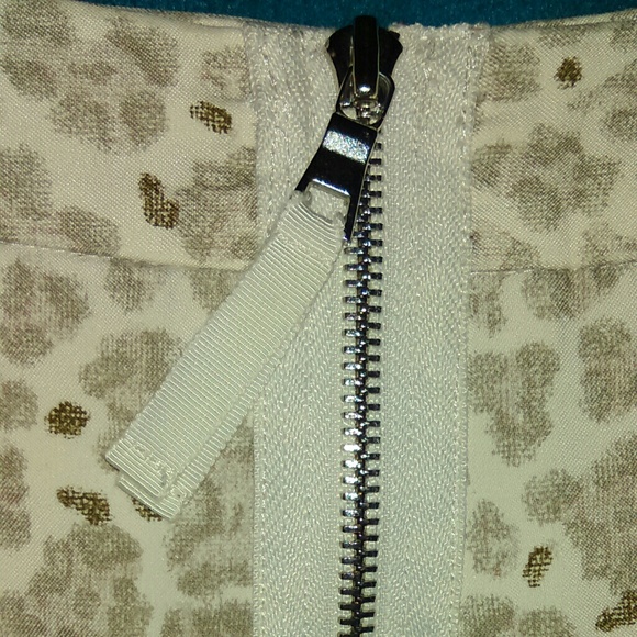 Ann Taylor Loft Neutral print skirt - Picture 3 of 7